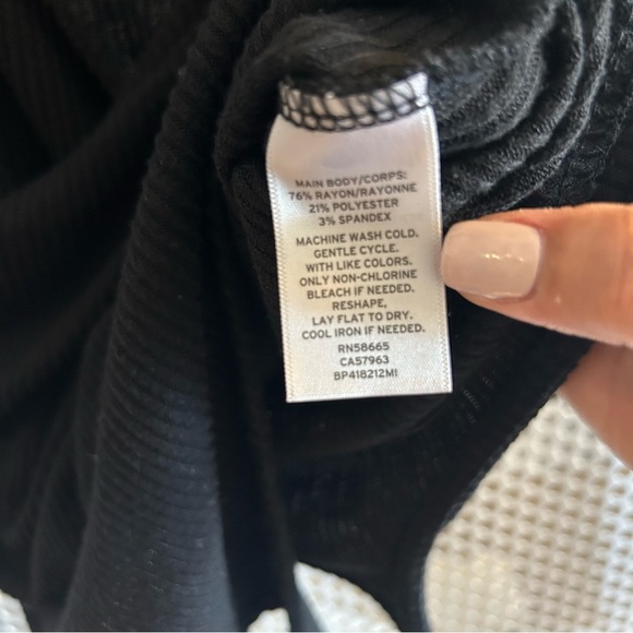 BP Ribbed Scoop Neck Wrap style Bodysuit Free with Purchase *Size Large Black - Picture 6 of 7